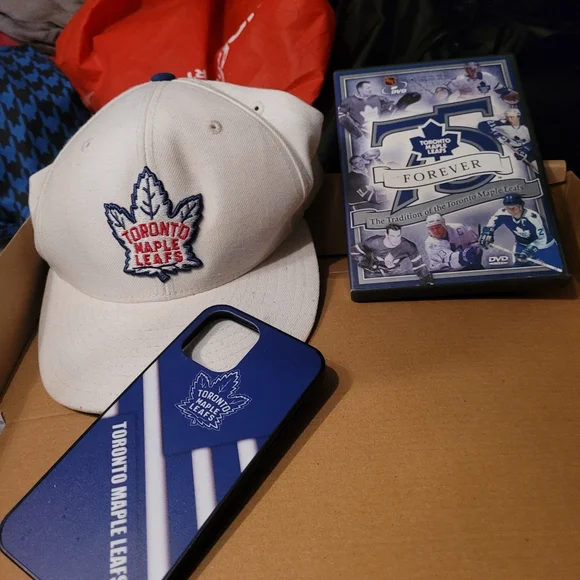 Maple leafs - Picture 9 of 12